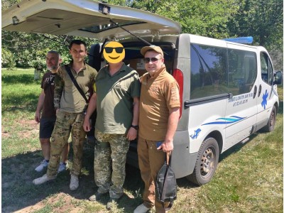 Автівки для ЗСУ Автівки для ЗСУ